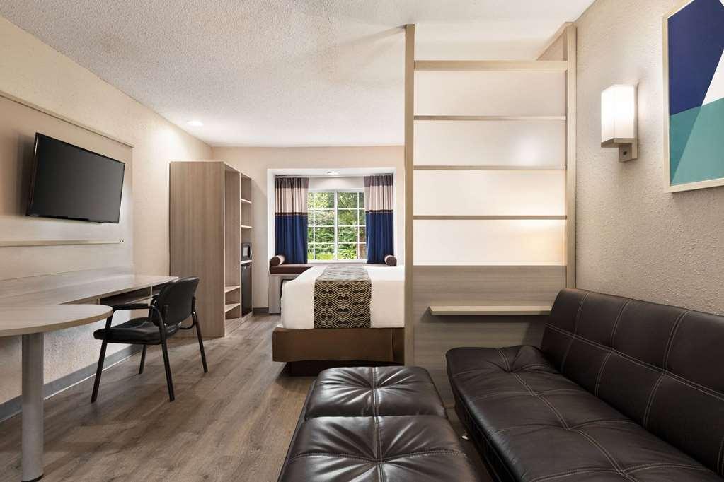 Microtel Inn & Suites By Wyndham Florence/Cincinnati Airpo Chambre photo