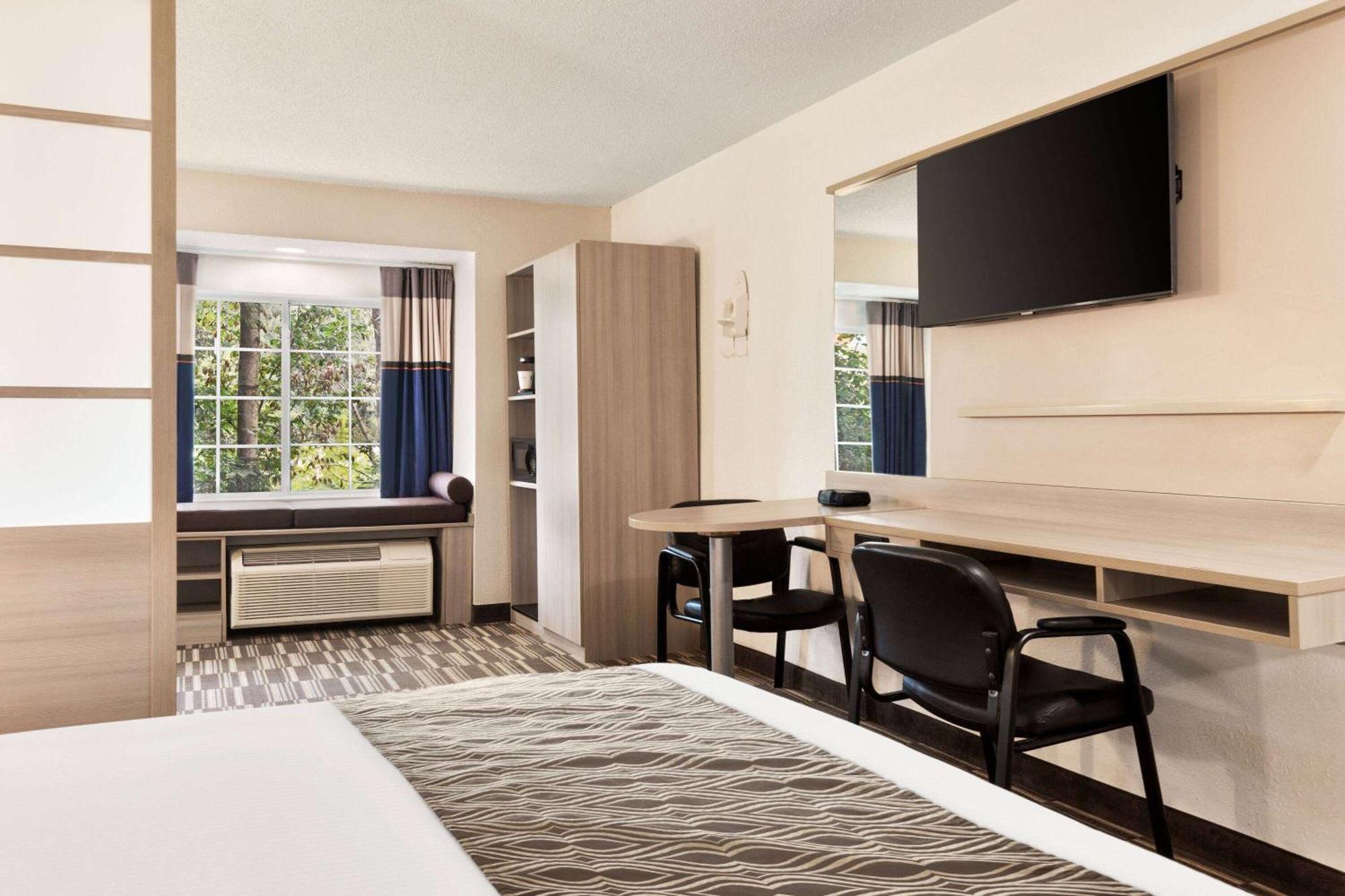Microtel Inn & Suites By Wyndham Florence/Cincinnati Airpo Extérieur photo