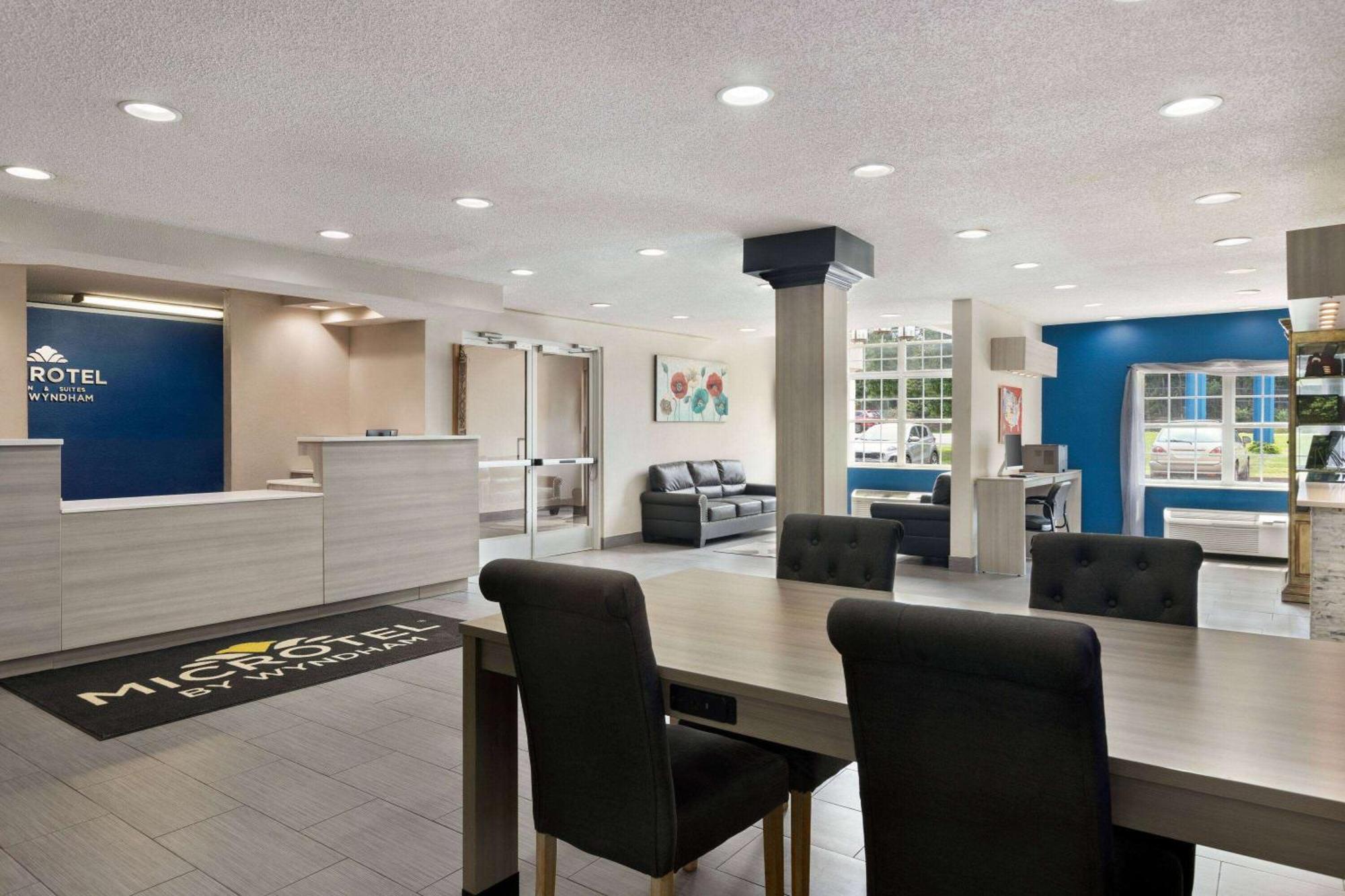 Microtel Inn & Suites By Wyndham Florence/Cincinnati Airpo Extérieur photo